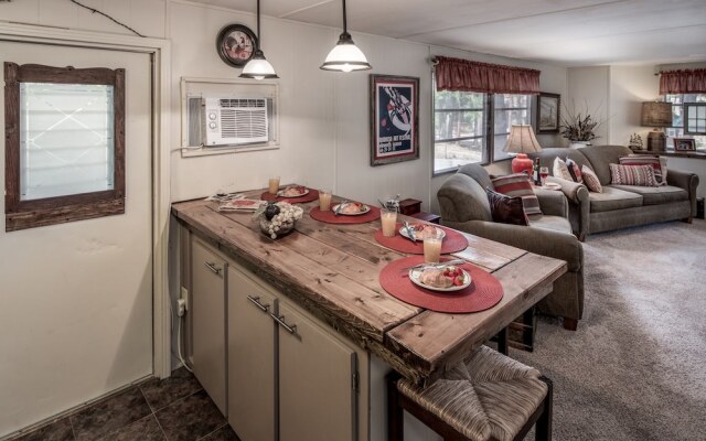 Rogers Roost - Three Bedroom Cabin