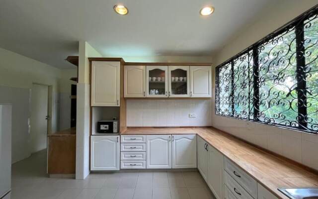 Bukit Tunku Grande Villa by uBook