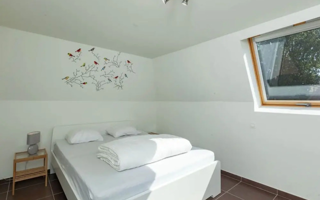 Lovely Holiday Home in Adinkerke With Fenced Garden
