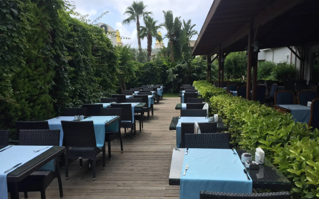 Ramada by Wyndham Rome / Verona