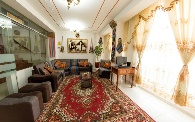 Hotel E Perú