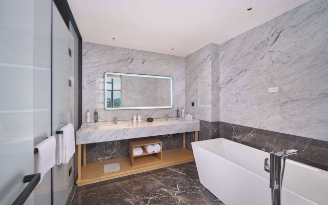 Hilton Garden Inn Huludao Longxing Road