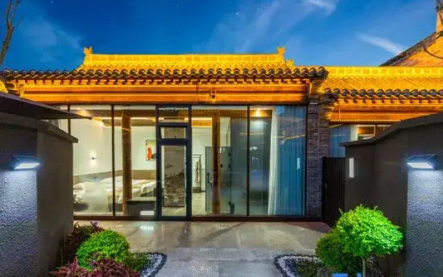 Yunbo Hot Spring Resort Hotel