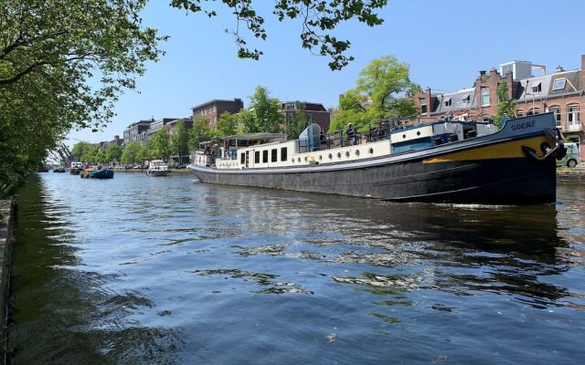 Canal View Stay Amsterdam