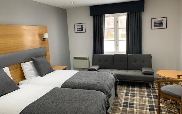 Crowwood Hotel Glasgow