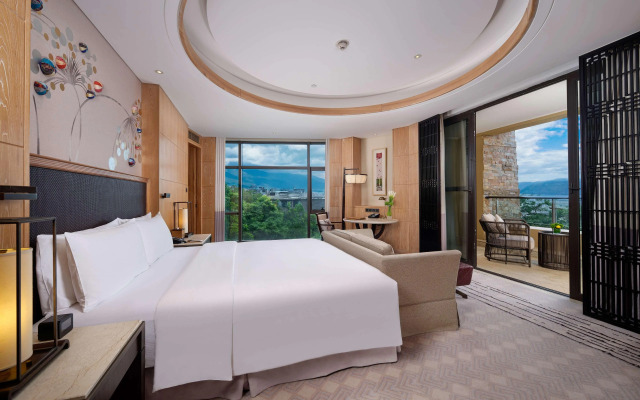 Hilton Dali Resort & Spa