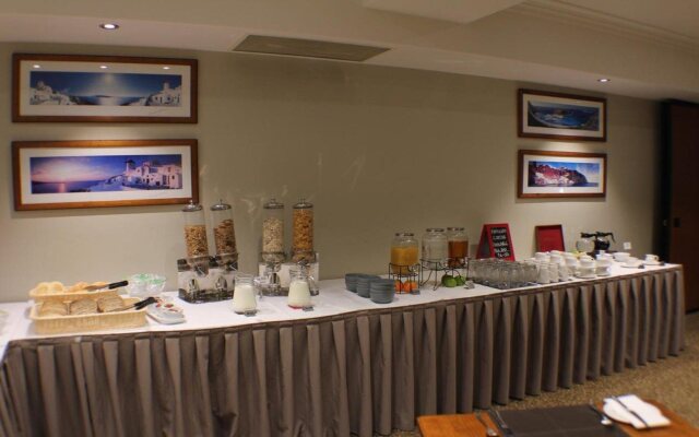 Gateway on Monash Boutique Hotel