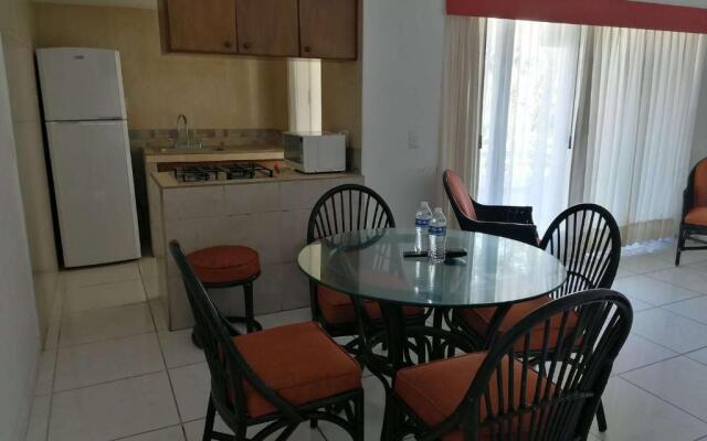 Villas del Palmar Manzanillo with Beach Club