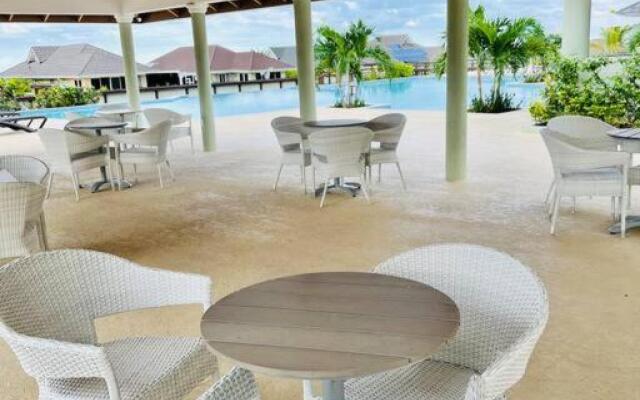 720 Sea Breeze Vacation Home