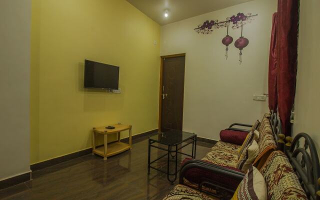 OYO 16501 Home Cheerful 2BHK Morjim Beach