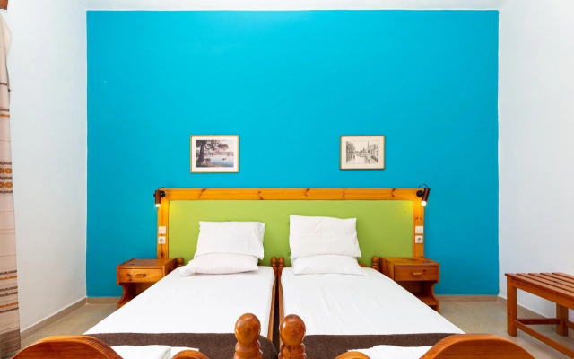 Alexandros Suites & Apartments