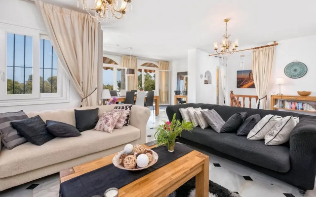 Solaga -  Villa Costalota