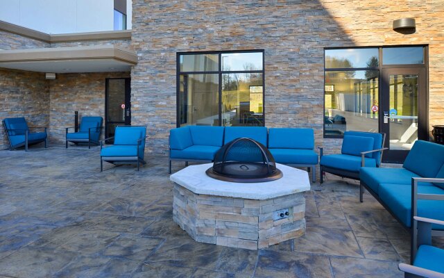 Hampton Inn & Suites Albany-East Greenbush