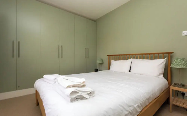 Beautiful & Cosy 2BD House - Southwark