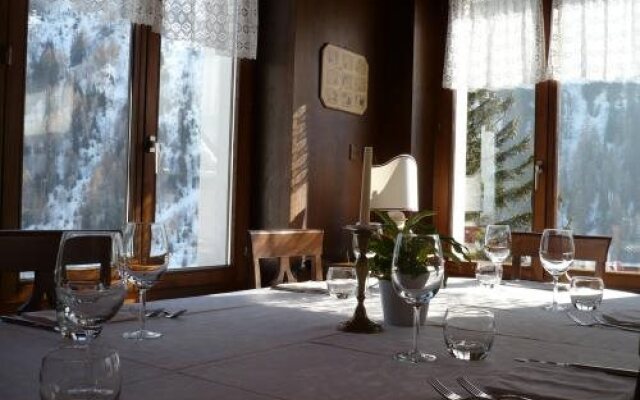 Chalet Dei Fiori - Room & Apartment