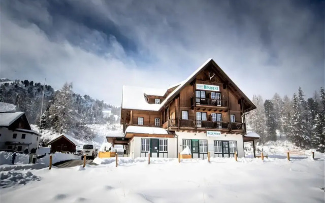 Studio Apartment on Turracherhohe Near Lake