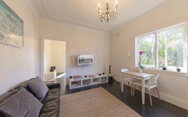 Bondi Beach Prime with Sunroom H405