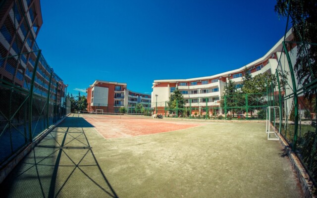 GT Privilege Fort Beach Apartments