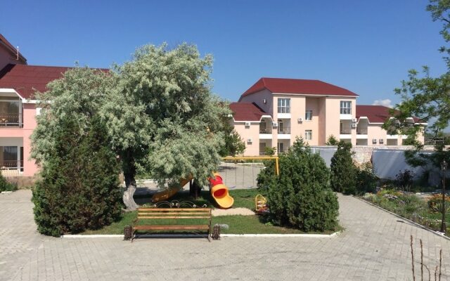 Lazurnaya 2