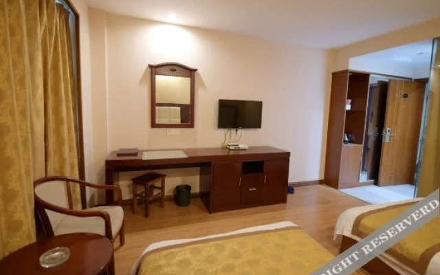 Ocean Star Hotel