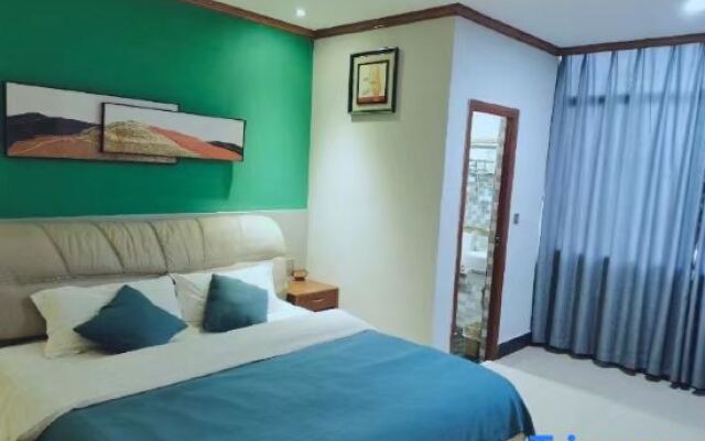 Xinhui Hotel