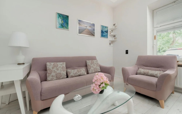Apartment Łódź With Parking by Renters
