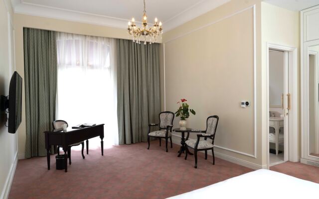 Anim Boutique Hotel