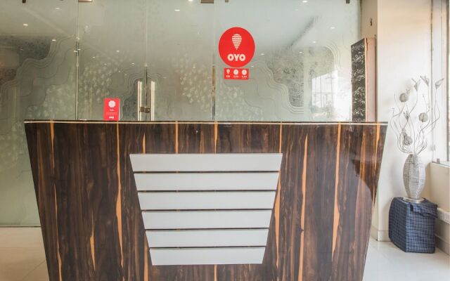 OYO 13531 Hotel Sundaram Palace