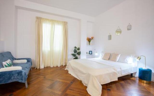 Piazza Martiri Rooms