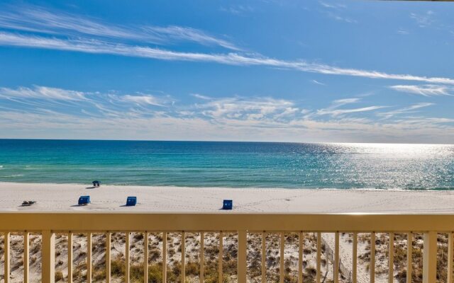 Pelican Beach 0411 1 Bedroom Condo by Pelican Beach Management