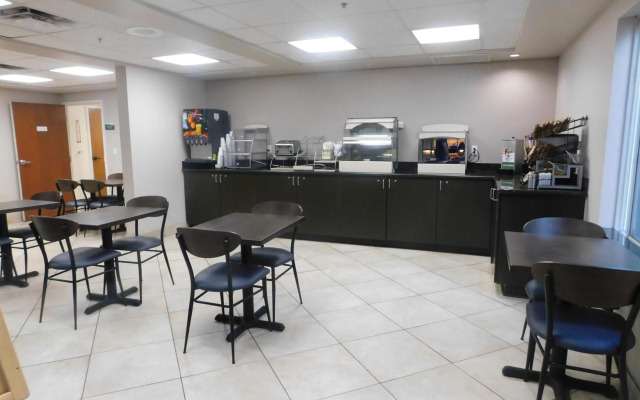 GreenTree Inn & Suites in Pinetop