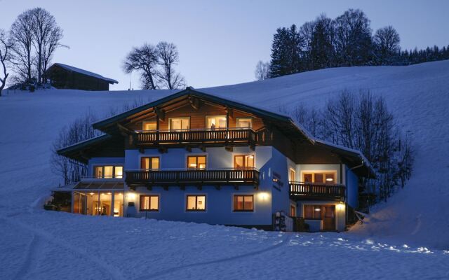 Saalbach Apartments Landhaus Bernkogel