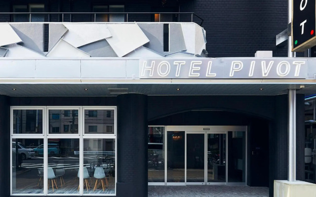 Hotel Pivot