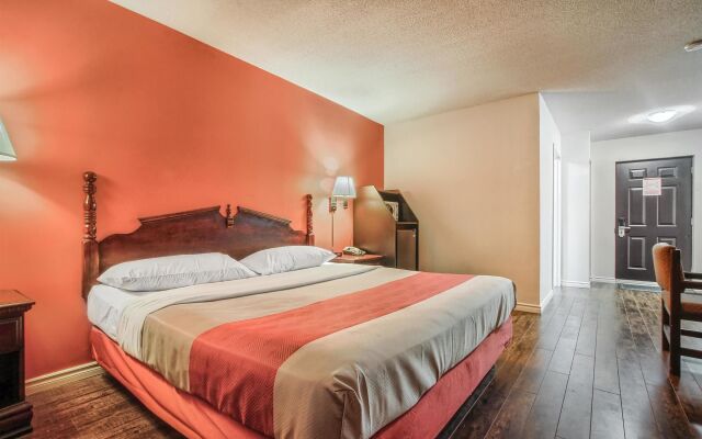Motel 6 Windsor, ON