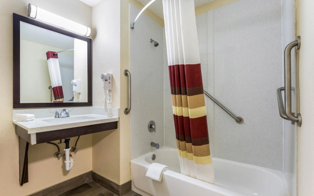 Red Roof Inn Dry Ridge