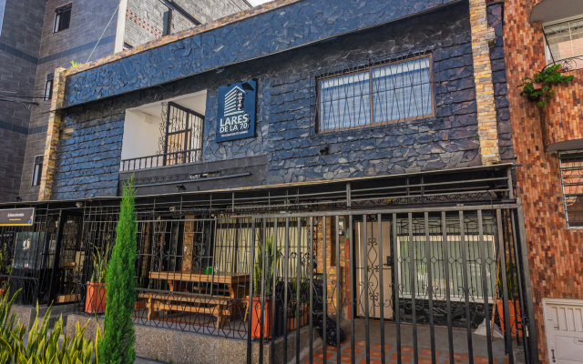 Hotel Lares 70 Laureles