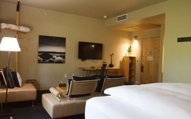 Gravity Haus Truckee-Tahoe