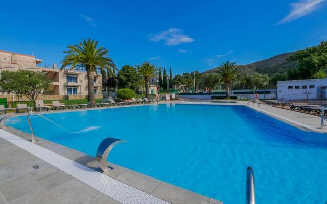 Rescator Resort 330 in Roses