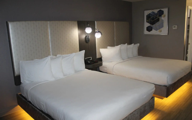 Country Inn & Suites by Radisson, Monterey Beachfront-Marina, CA