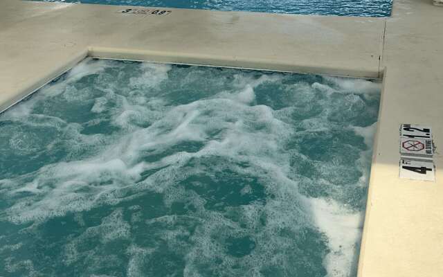 Clarion Pointe Vidalia - Lyons West