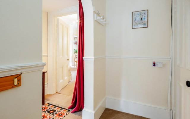 Charming Grand One bedroom