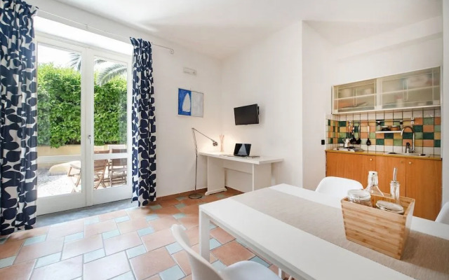 Le Grand Bleu - Gioia Apartments