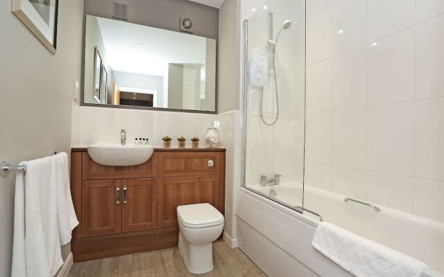 Comfortable Inverurie Home Close to Train Station