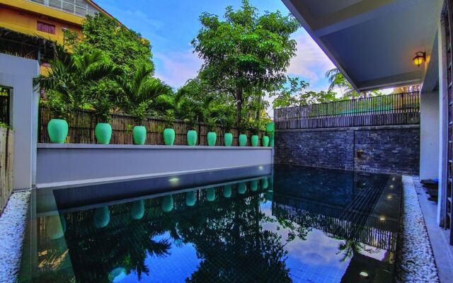 Plumeria Hotel & Spa