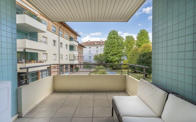 Teatro Nuovo Apartment with Free Parking