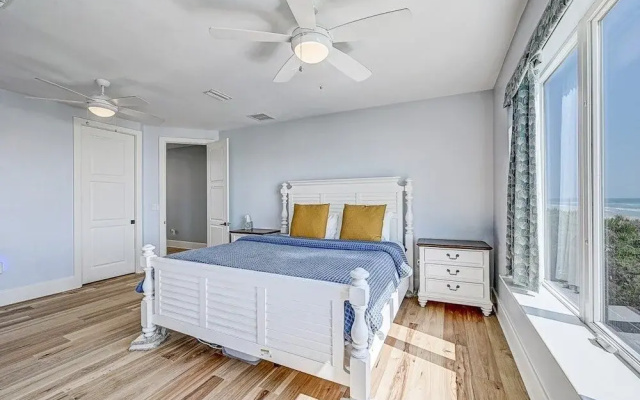 Ocean Paradise 4 Bedroom Home