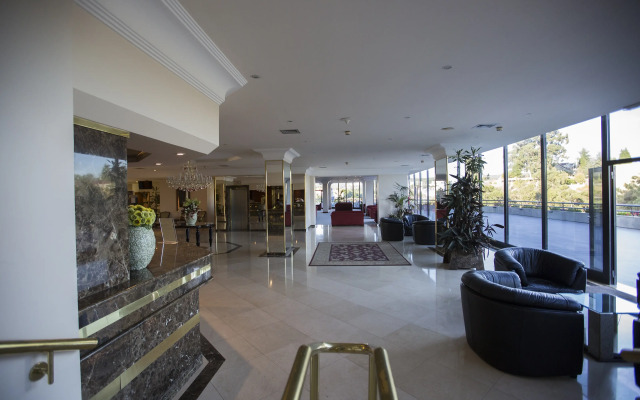 Hotel Mira Corgo