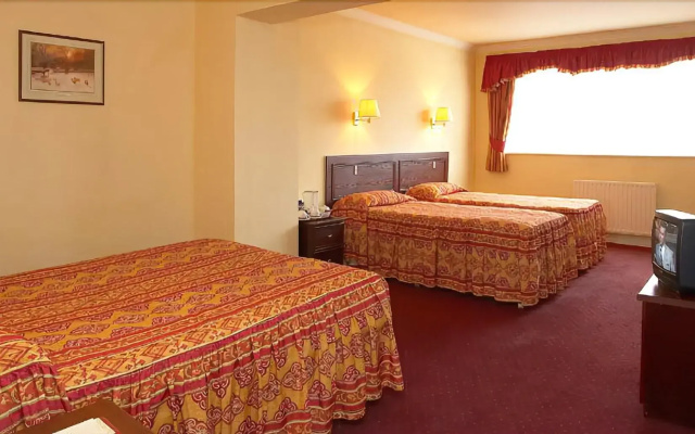 Potters International Hotel