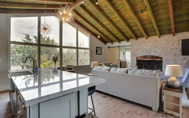 Meditation Garden & Patio: Serene Sedona Gem