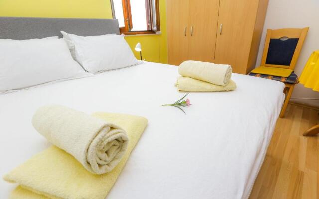 Apartments Maslina Božava